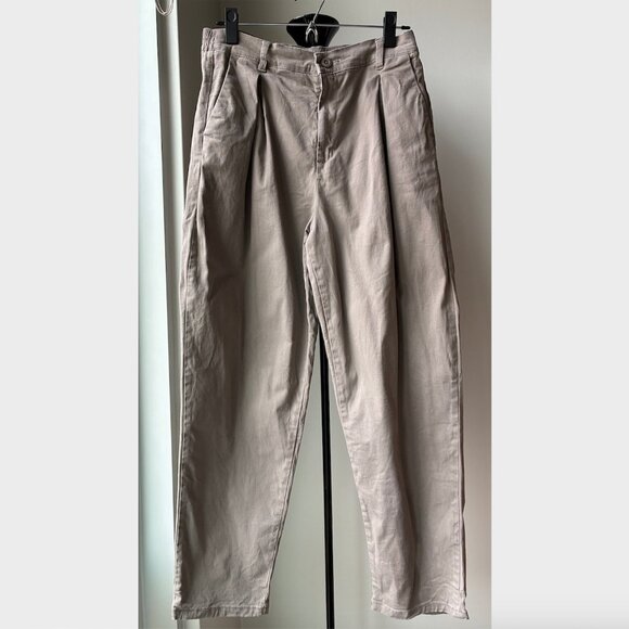BCBGeneration Gray/Light Brown High Rise Barrel Leg Pant - Picture 1 of 4
